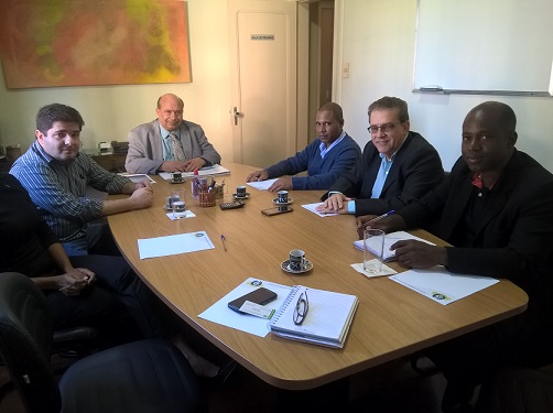 Representantes da Prefeitura de Pouso Alegre-MG visitam a CCIBRA